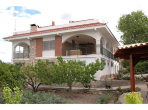 Villa Manolita in the area of Busot with 5 bedrooms and large private swimming pool!